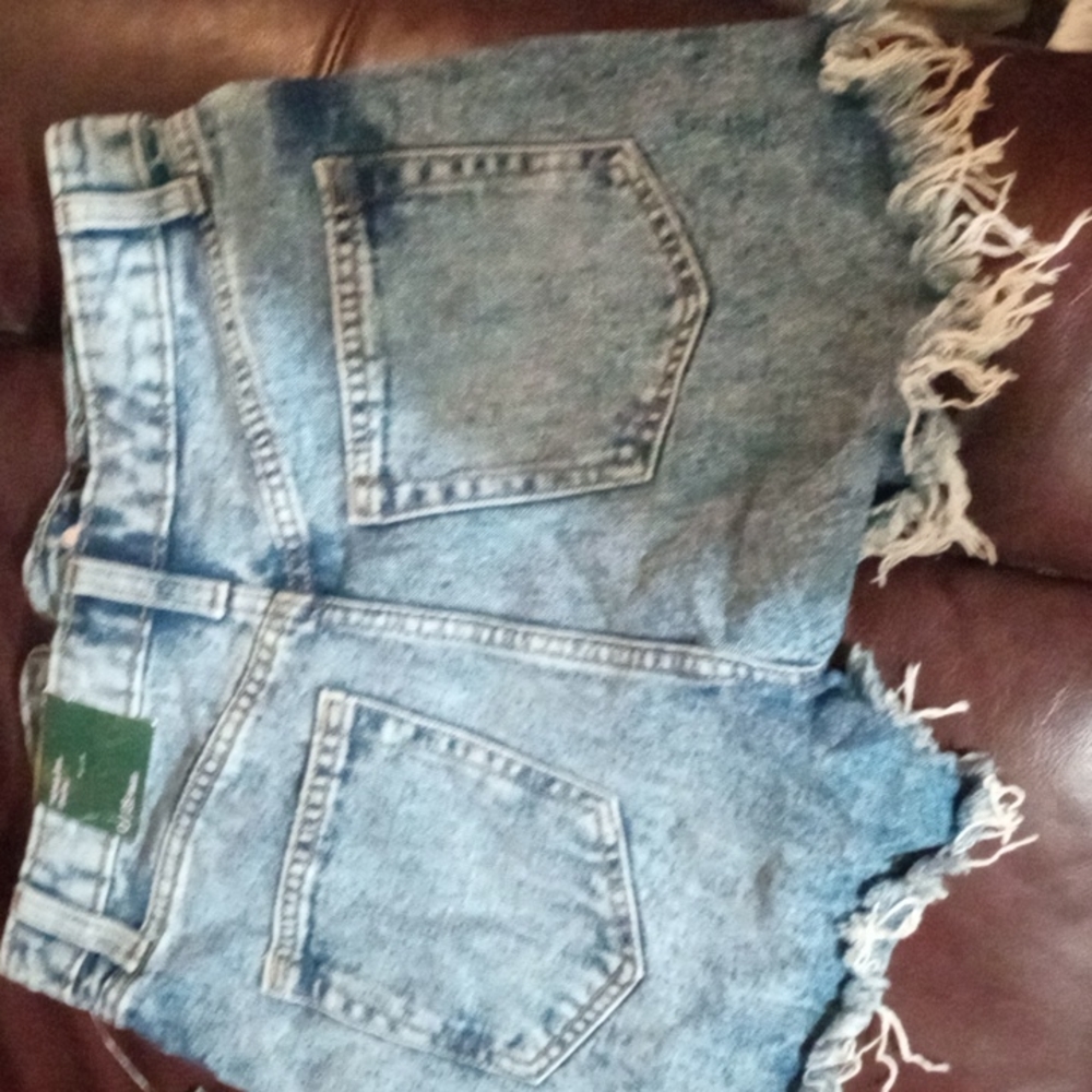 Woman's Jean Shorts Size 0 - Picture 2 of 3